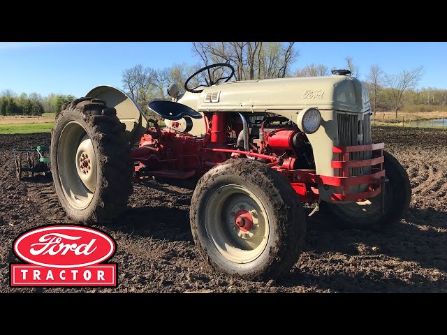 Ford 8N Tractor and Implements | Building A Homestead In 7 Days