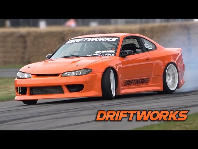 Silvia S15 vs Skyline R33 | Driftworks SHOW at Goodwood FOS 2022 | Burnouts, Donuts & Turbo Sounds!