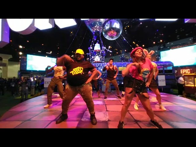 #Fortnite [E3 2018] FORTNITE DANCE 3D VR180