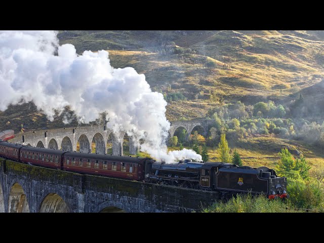 The Jacobite Steam Train ( Hogwarts Express ) Glenfinnan  Viaduct 3D 180 VR