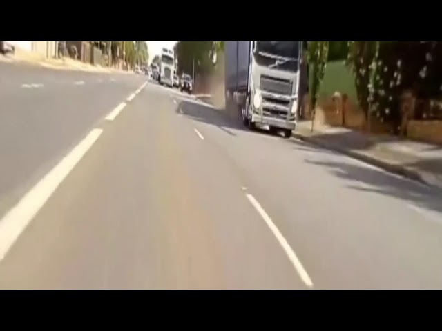 "Unbelievable Dashcam Footage What This B Double Truck Does in 2023 is Insane. Destroys everything"