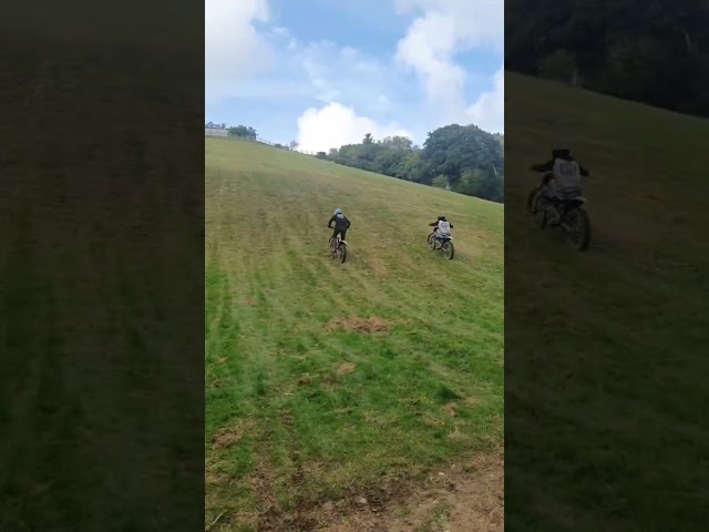 HILL RACE no 2 🤙😆 Sells & Jack #devon #hillclimbracing #race #rider #moto #gasgas #trials #fun #dirt