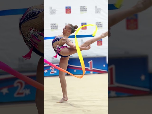 Incredibly beautiful elements in rhythmic gymnastics. #rhythmicgymnastics