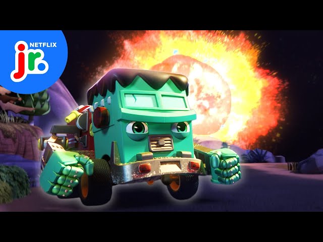 Motorvania Meteor Mayhem! ☄️ Mighty Monsterwheelies | Netflix Jr