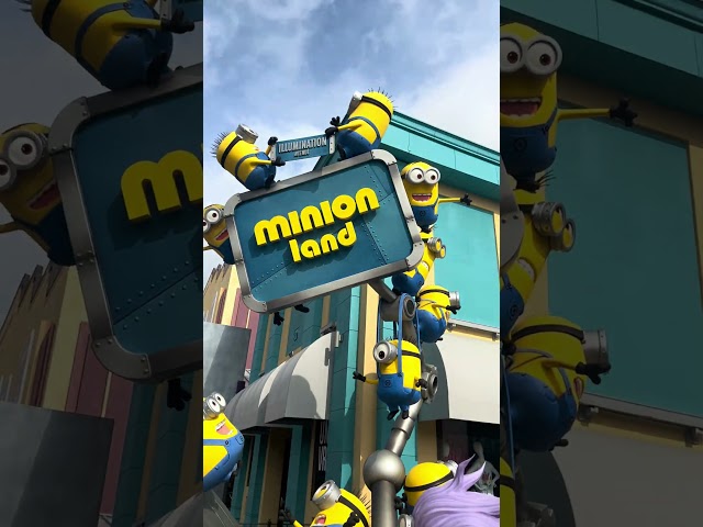 Illumination's Minion Land #themepark #universalstudiosorlando #villaincon