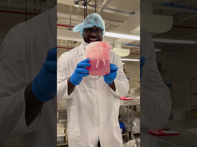 SHAQ Makes His Own Gummies From Scratch!