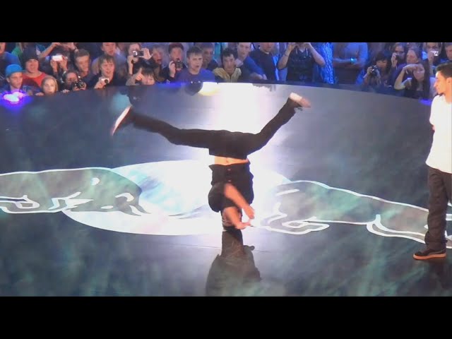 The break dance of the champions 3D VR 180