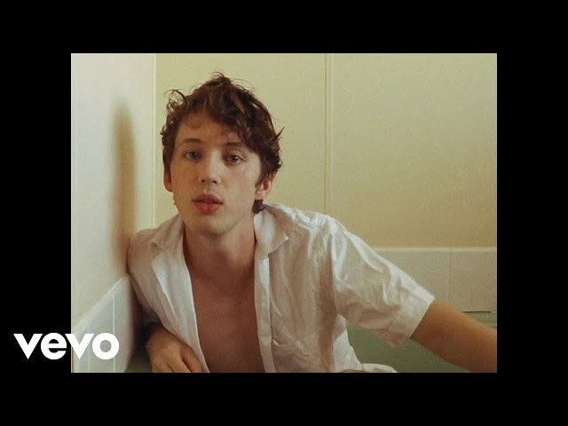 Troye Sivan - Rager teenager!