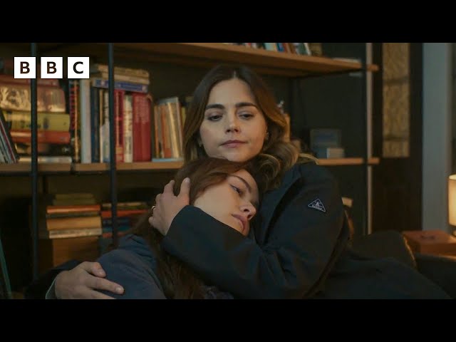 Ember comforts her daughter after her intimate photos are shared | The Jetty - BBC