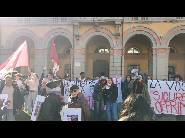 Imperia: gli studenti scendono in piazza