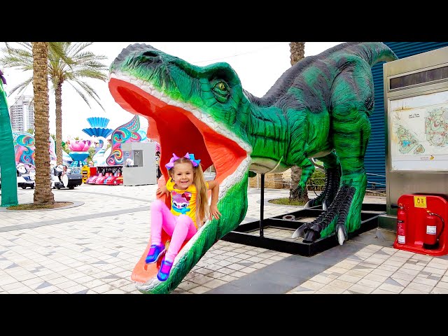 Diana y Roma visitan los Museos de los Niños en Dubái