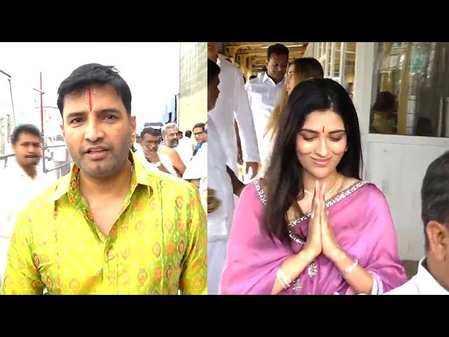 Tamil Comedian Santhanam and Actress Masoom Shankar visited Tirumala|  Filmyfocus.com