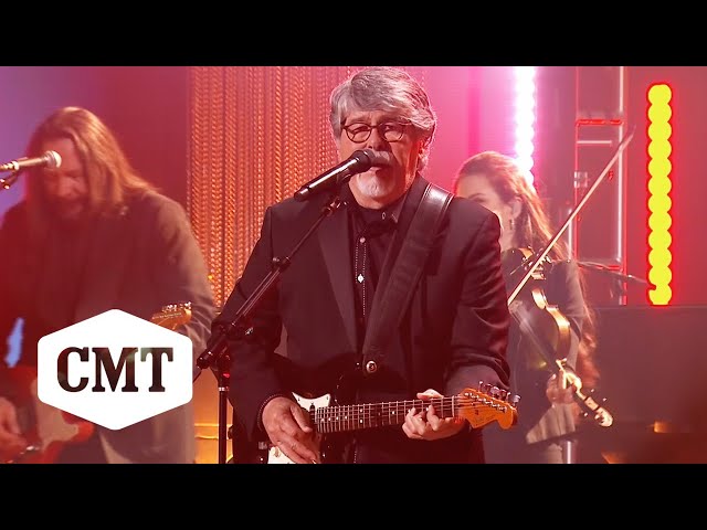 Alabama Performs "Mountain Music" | CMT Giants: Alabama