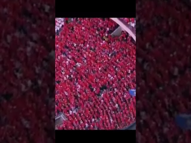 College Football Highlights: Wisconsin fans "jump around" prior to the 4th quarter #collegefootball