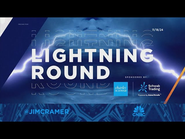 Lightning Round: Wait for a dip in Apple, says Jim Cramer