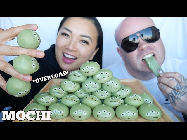 DISNEY TOKYO TOY STORY MOCHI OVERLOAD MUKBANG *Lets Eat | SASVlogs