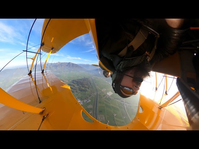 Kleine Akro Einlage mit der Bücker 131 (360° interaktiv)