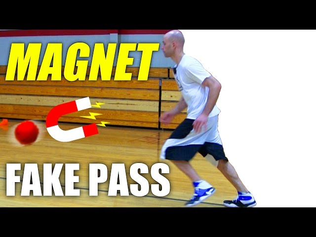 Magnet: SICK Fake Pass Move (STREETBALL)! Basketball Moves To Break Ankles