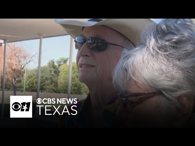 Senior voters turn out in force for early voting in North Texas