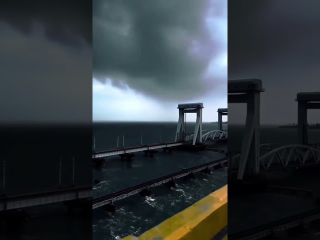 Old pamban bridge and New pamban Brothers #rain #sound #climatechange #wave#trendingshorts