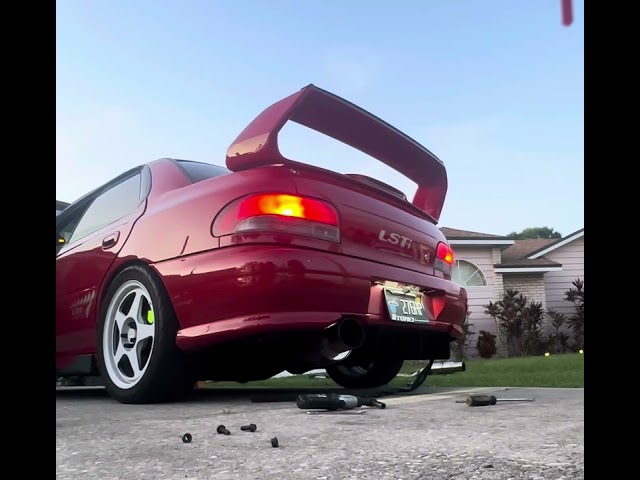 Subaru Impreza GC HKS carbon ti exhaust start up and antilag