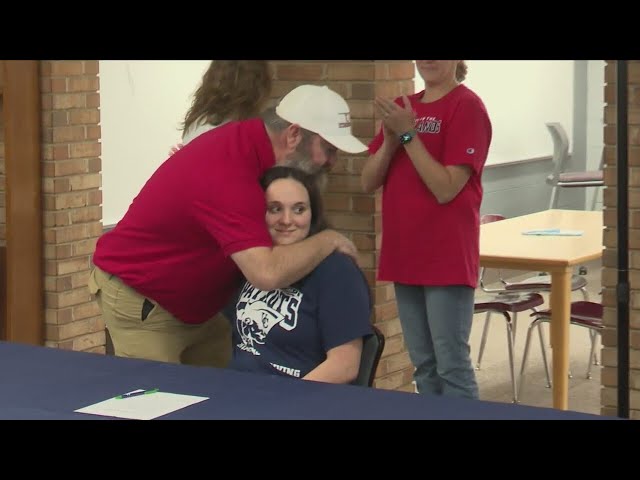 Fall signing day at Peoria Notre Dame (Nov. 20, 2024)