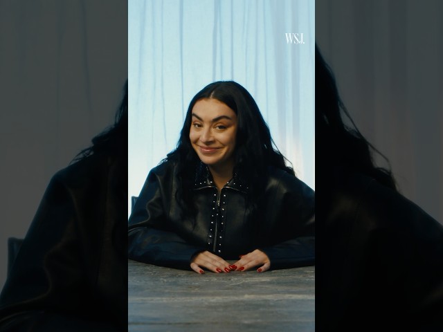 Jak Charli xcx vytvořila svůj virální 'Brat' zelený