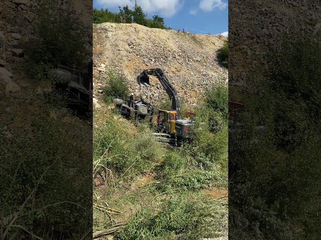 TRIAL TRUCK UNIMOG 406 FAILS AND CRASH ON TRUCK TRIAL EUROPEAN CHAMPIONSHIP 2024