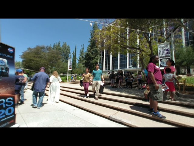 VR180 Travelogue - NASA JPL Open House