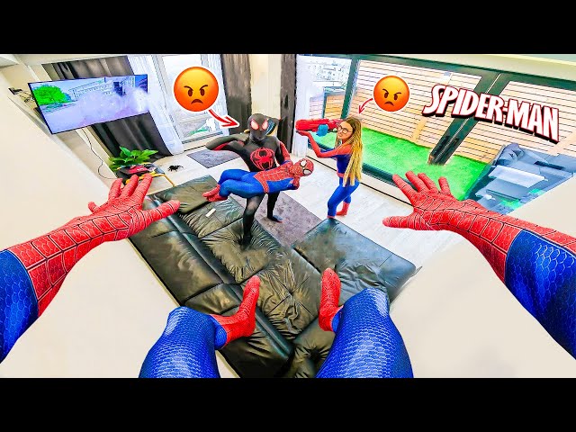 SPIDER-MAN Bros Making fun of LITTLE-SPIDEY and then SPIDER-MOM Scolded US! (PARKOUR POV)