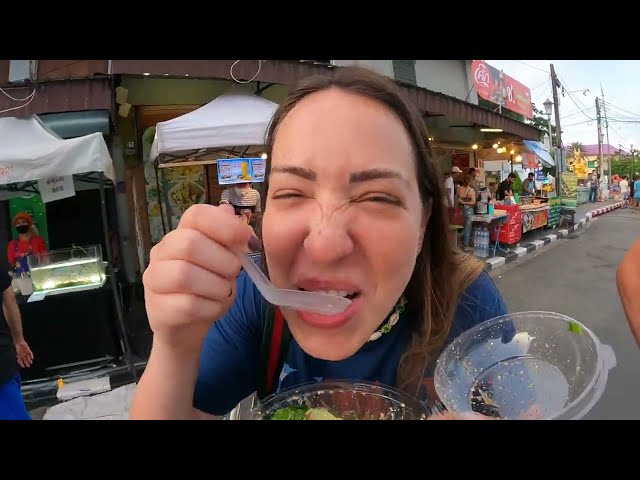 Street food in Thailand: DANCING SHRIMPS in PHUKET SUNDAY NIGHT MARKET 🇹🇭