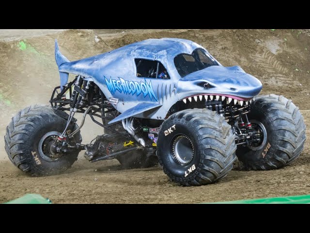 Monster Jam CRASH MADNESS 2022 Vol. 2