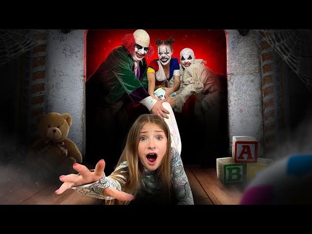 KLAUNI NÁS LOVÍ 🤡 Strašidelná dobrodružství Nicole a jejích přátel | Halloweenské příběhy