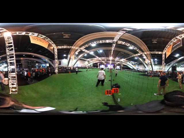 360 VIDEO: Hail Mary pass and punting at NFL Experience