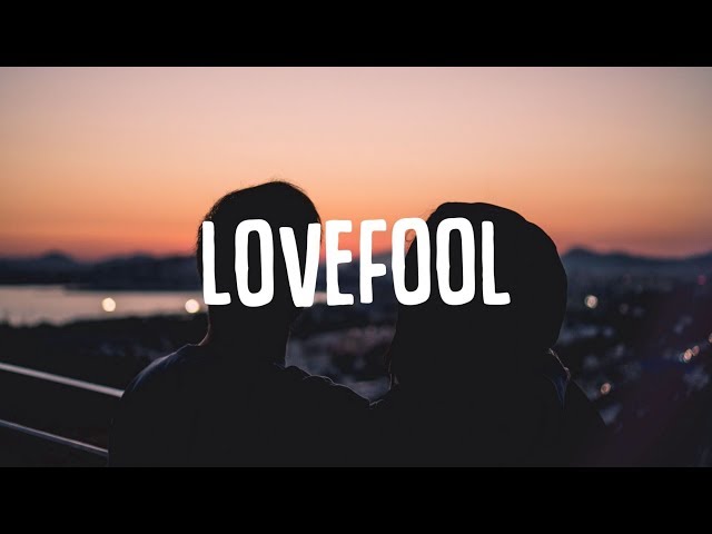 twocolors - Lovefool (Lyrics)