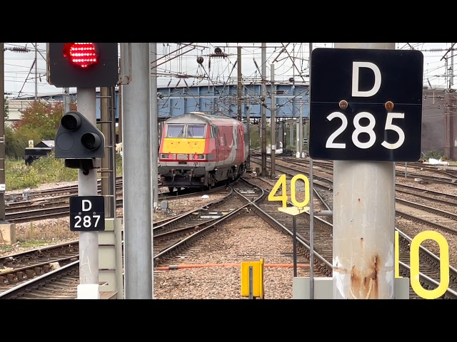 🟢 Trains at Doncaster Station (South Yorkshire) Saturday 23.10.2021