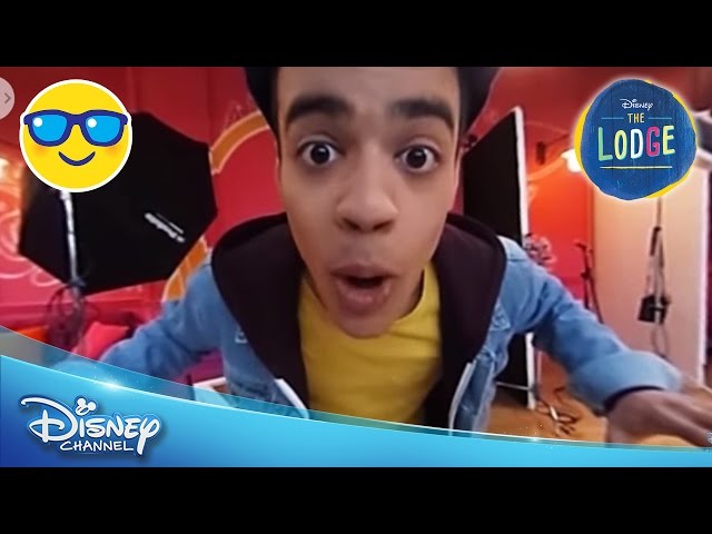 The Lodge: 360 stupňová schovávačka v klubovně! Pouze na Disney Channel!