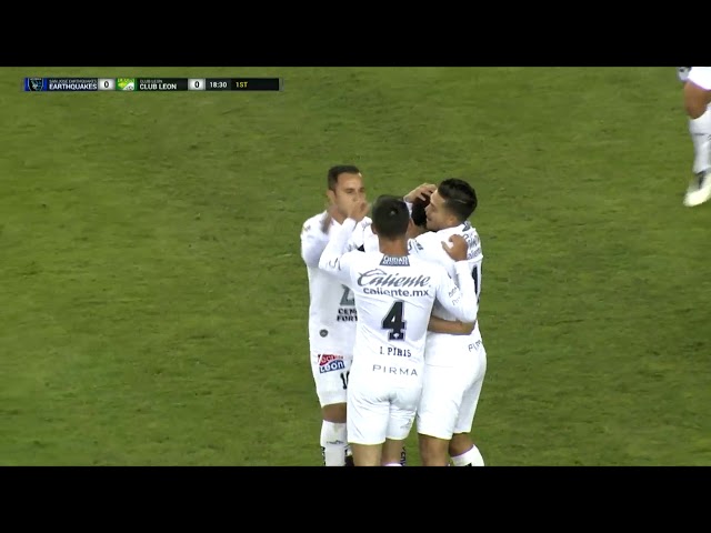 GOAL: Landon Donovan scores the game-winning goal for Club León