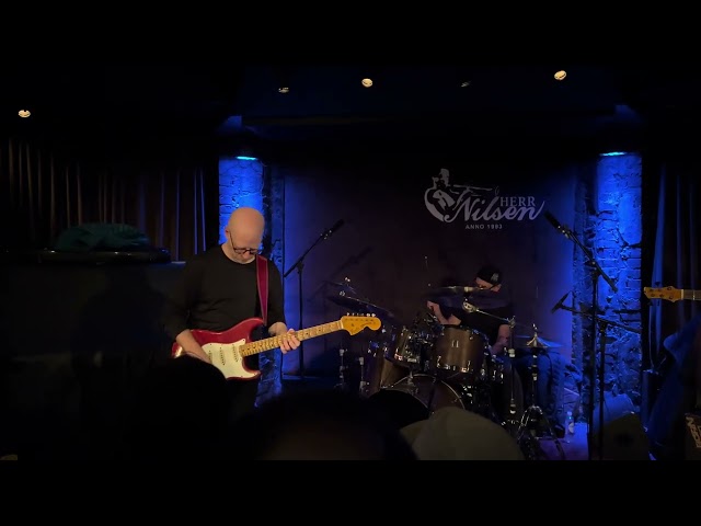 Oz Noy - live in Oslo 2024 - Fever