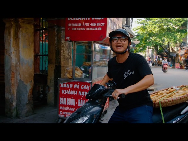 The Famous Mini Bánh Mỳ Cay From Hai Phong | Ep8.3