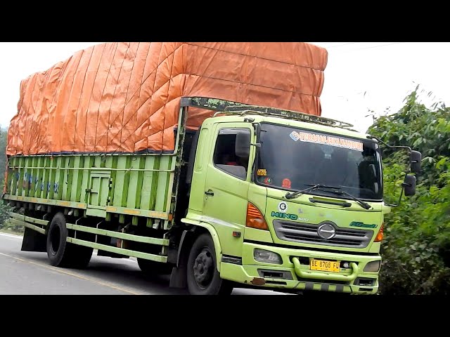 Heavy Load Truck Hino Collections In Uphill Tracks | Truck Driving Skills | Truck In Tracks