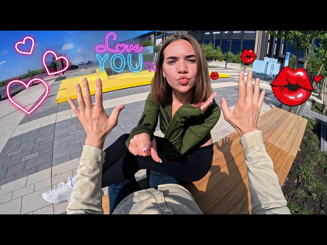 THIS TOTALLY CRAZY GIRL WANTS TO KISS ME  (Romantic Love Story ParkourPOV)