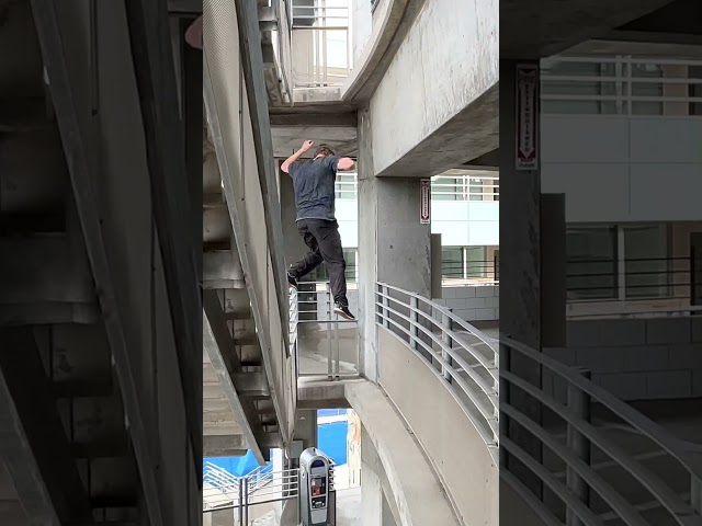 Speed parkour descent @ UCSD in La Jolla, California  🌊 ft. Max Boice