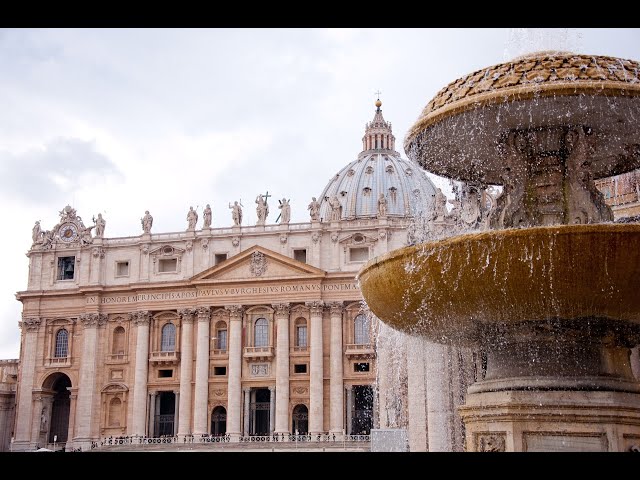 Rome - Live Guided tour through the streets of Cast Sant'Angelo & Vatican (English)