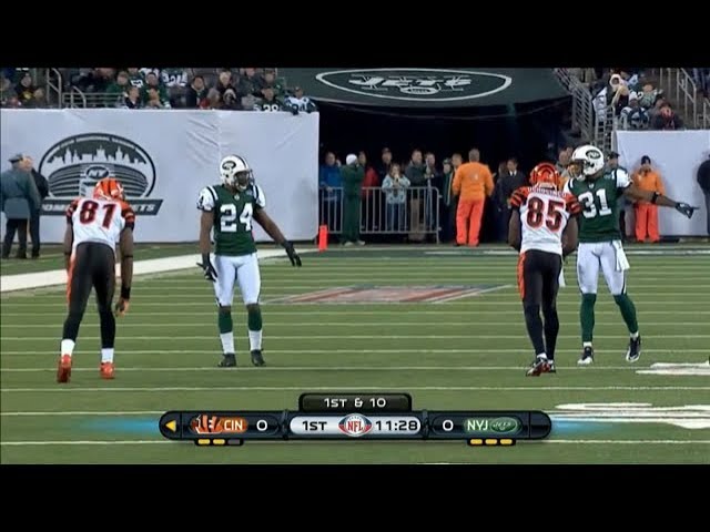 Terrell Owens & Chad Ochocinco vs Darrelle Revis & Antonio Cromartie (2010) WR vs CB