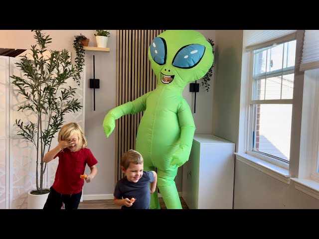 Alien Inflatable Costume 2-Pack for Adults - Fun Halloween Blow-Up ET Outfit for Parties!