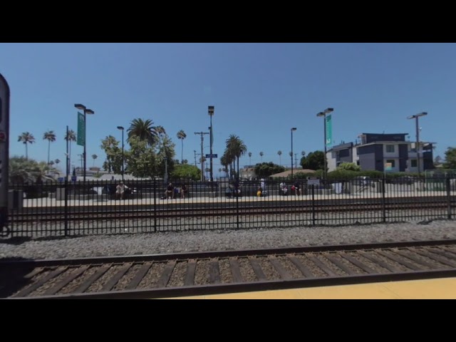 VR180 - Amtrak Pacific Surfliner Train #768 Southbound in Oceanside CA - August 1th 2020 (2/2)