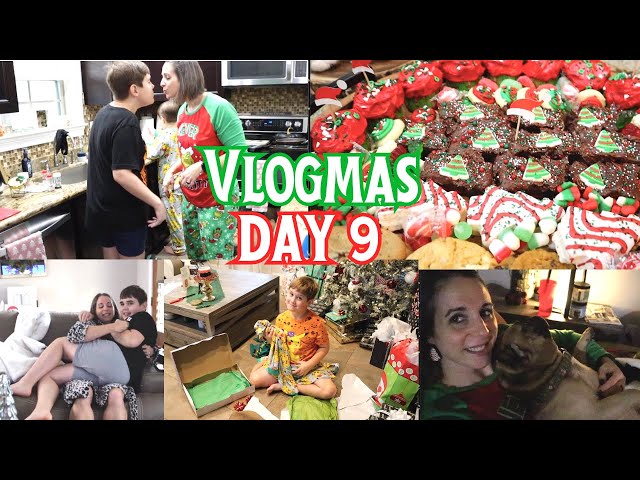 VLOGMAS 2023 DAY 9: Annual Christmas Party🎄& Christmas Dessert Board