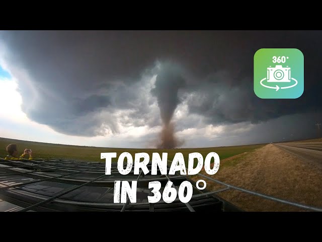 Tornado Up Close: Fear and Awe in this 360-degree Video