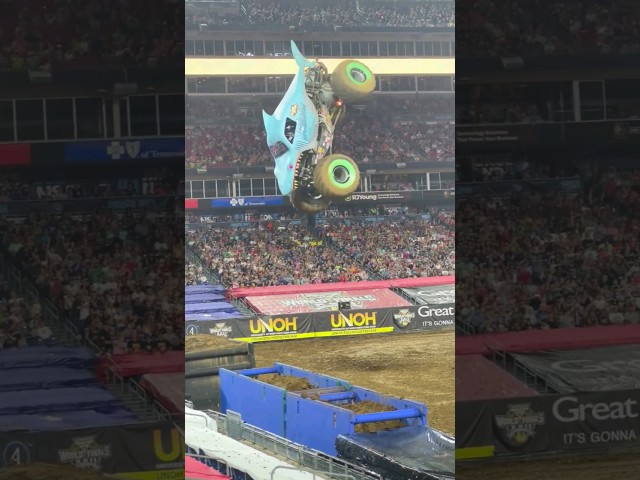 Todd Leducs INSANE bacflip at #monsterjam World Finals